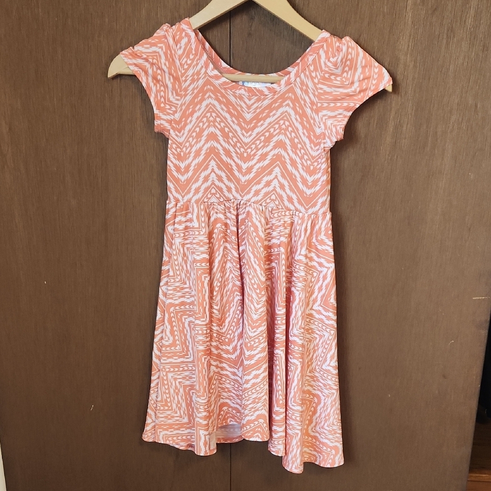 🍀Colorful Patterned Lularoe Dresses - Picture 2 of 5